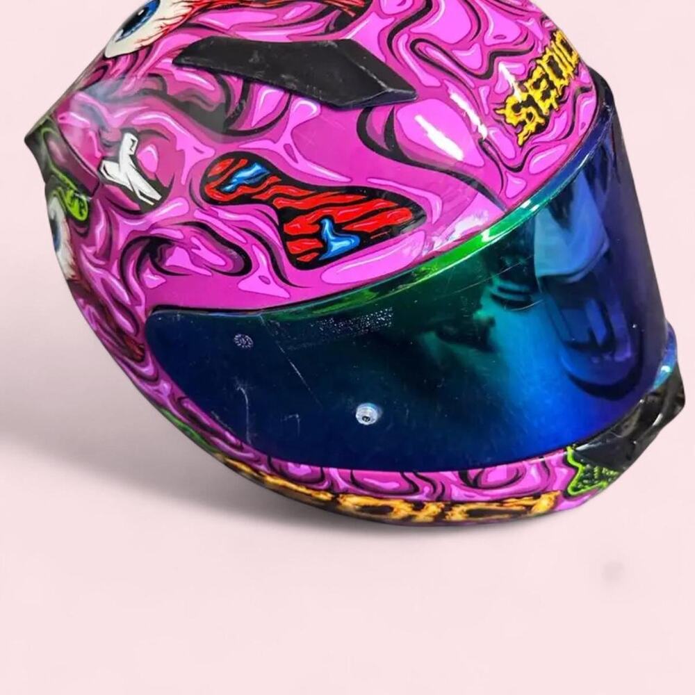 Sedici Motorcycle Helmet/Strada 2 Multicoloured pink painted helmet